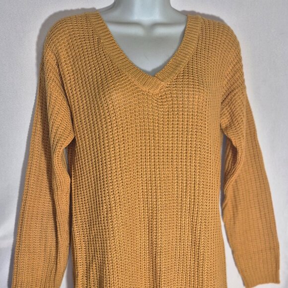 NO COMMENT sweater dress/long sweater, Gold knit in size Medium - Picture 8 of 16